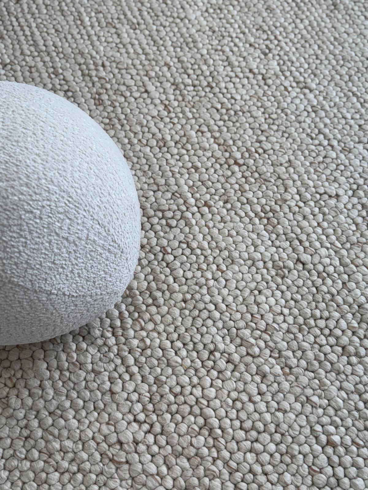 Kohi Noor Cream Wool Rug