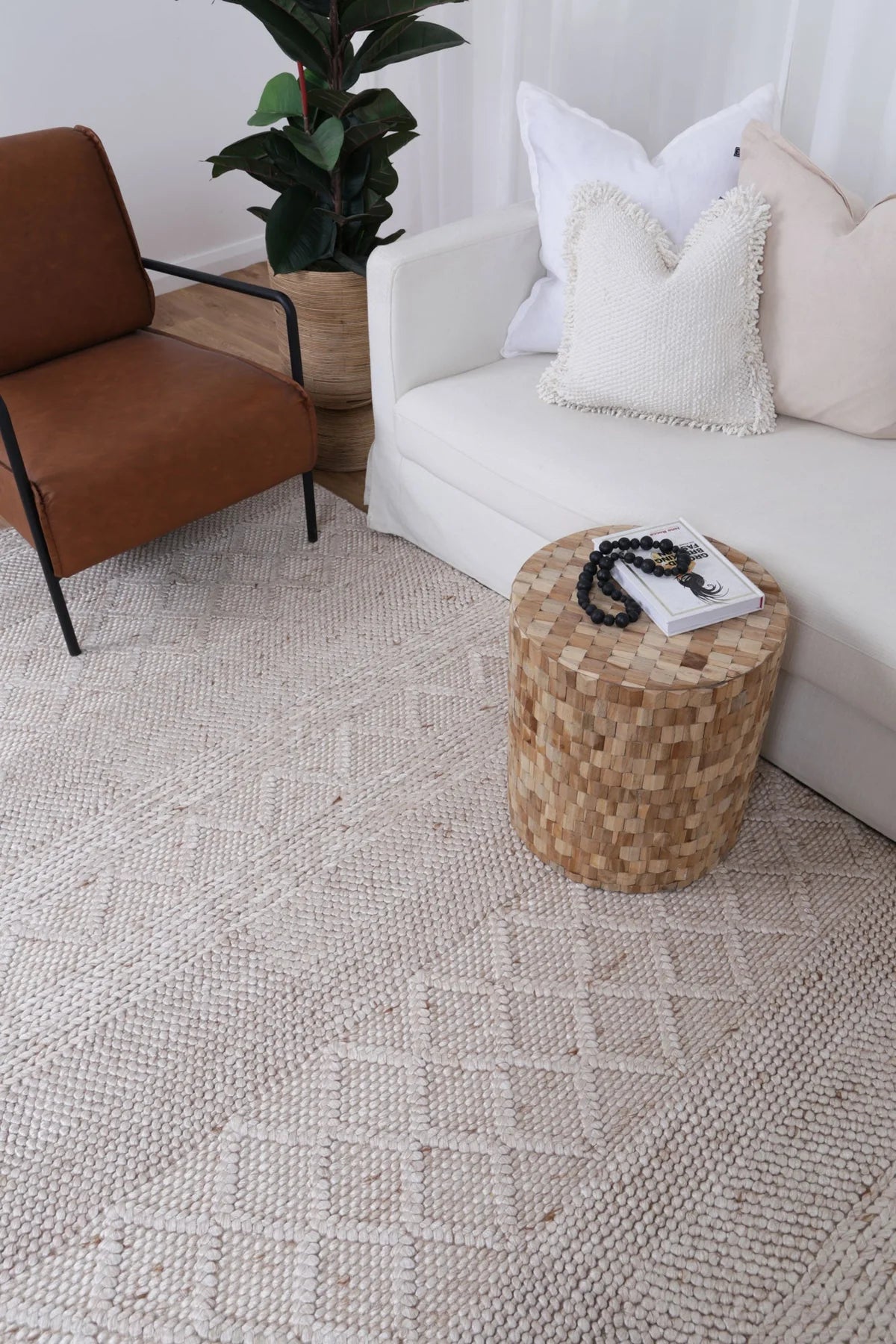 bella Natural Wool Floor Rug