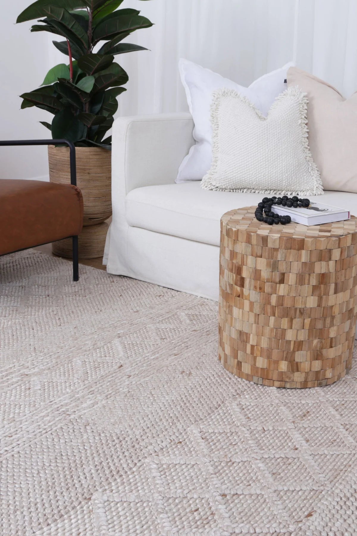 bella Natural Wool Floor Rug