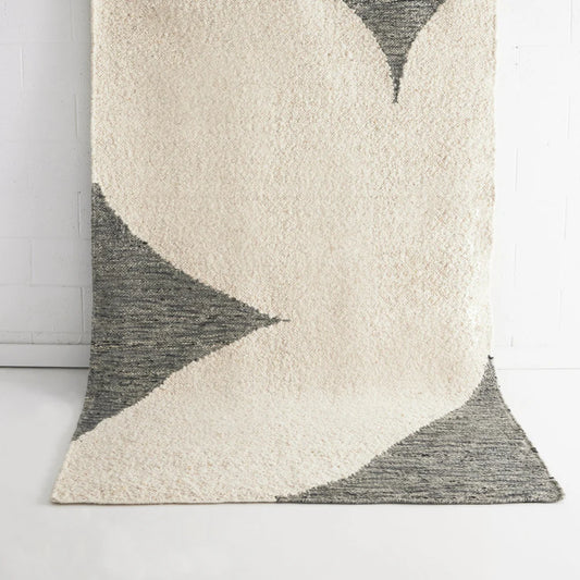 Lush Lt.Grey Wool Rug