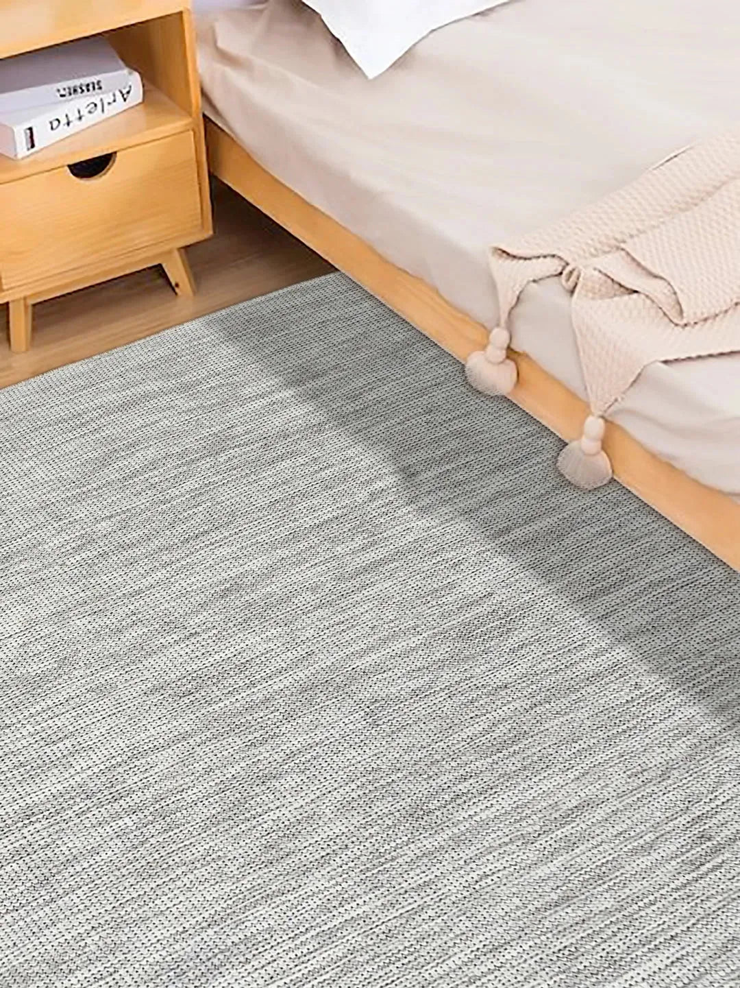 Pronto Grey Modern Wool Rug - RugSpot