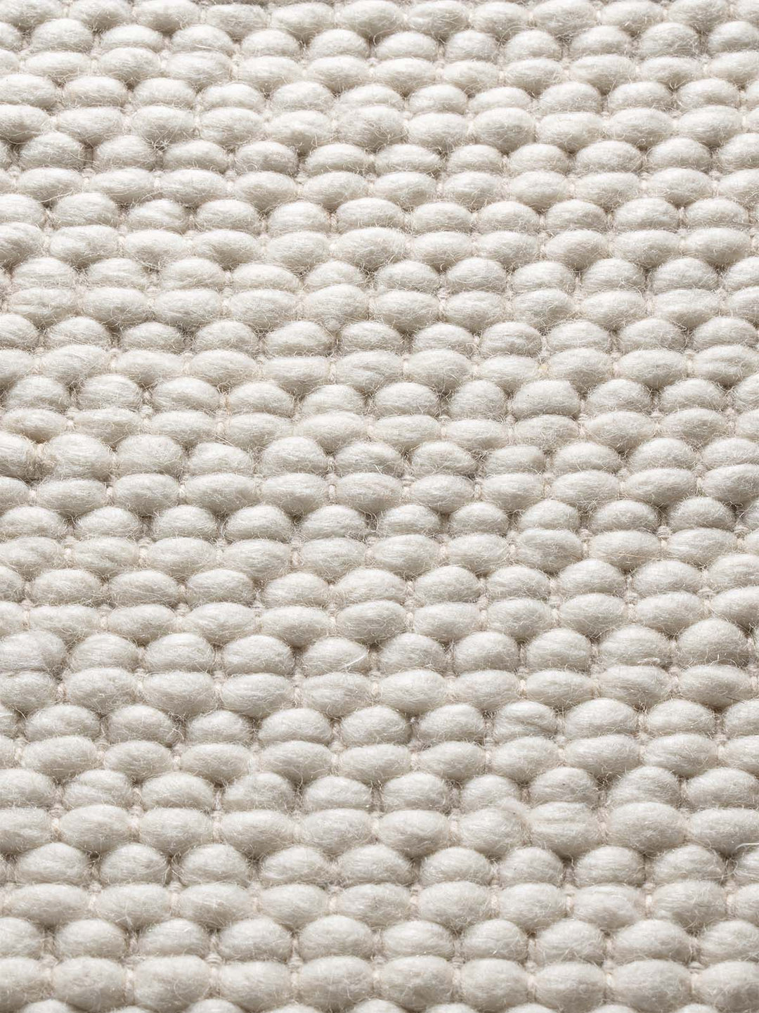 Spike 295 White Modern Wool Rug - RugSpot