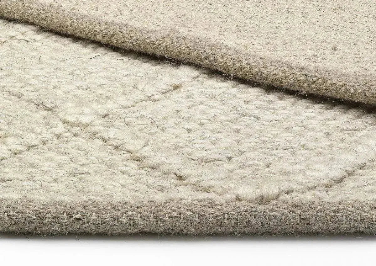 Alexia Ivory Modern Wool Rug - RugSpot