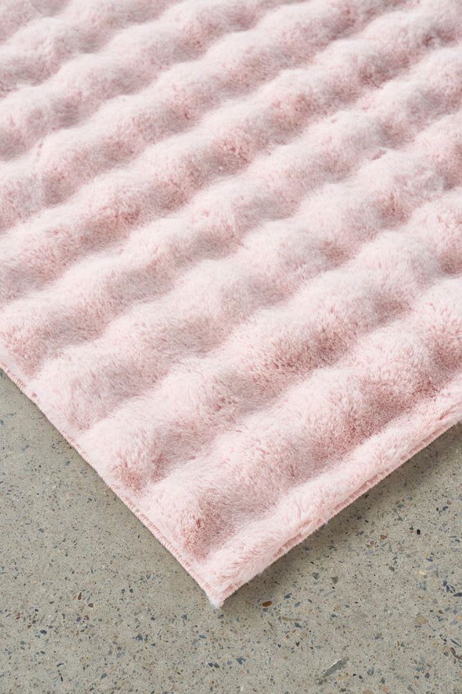 Bubble Blush - Machine Washable Rug - RugSpot