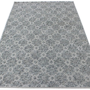 Ella 129 Silver Modern Wool Rug - RugSpot