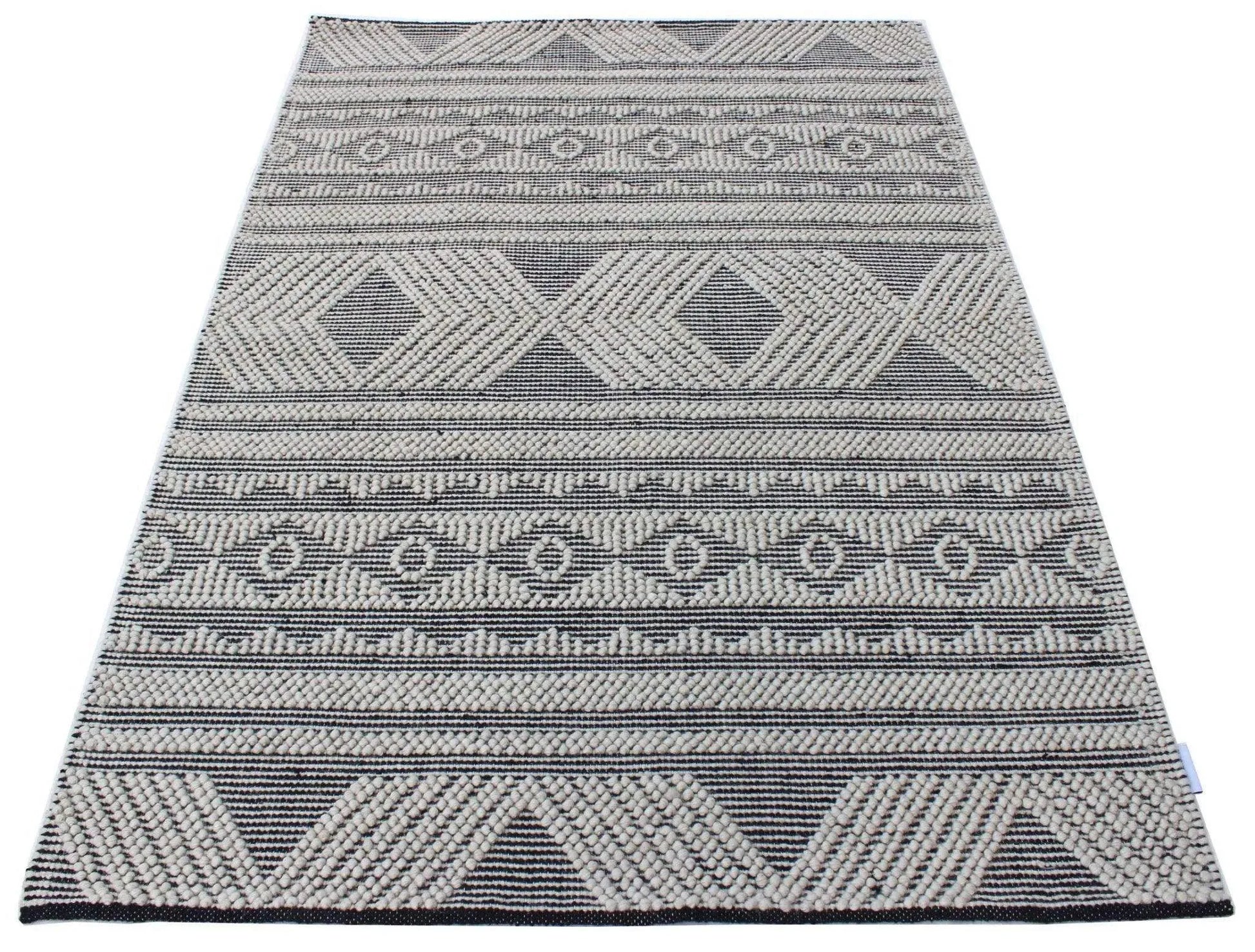 Ella 345 Black Modern Wool Rug - RugSpot