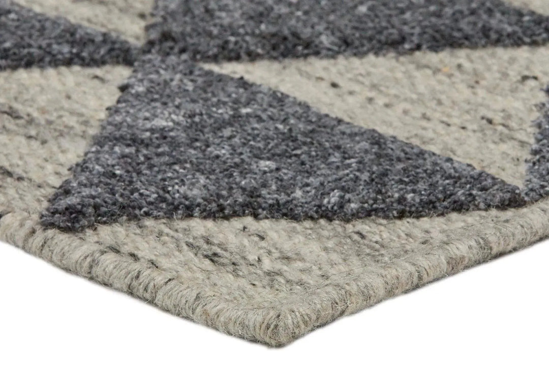 Estelle Peaks Ash Modern Silk Rug - RugSpot