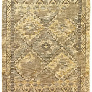 Nostalgia 608 Beige Traditional Rug - RugSpot