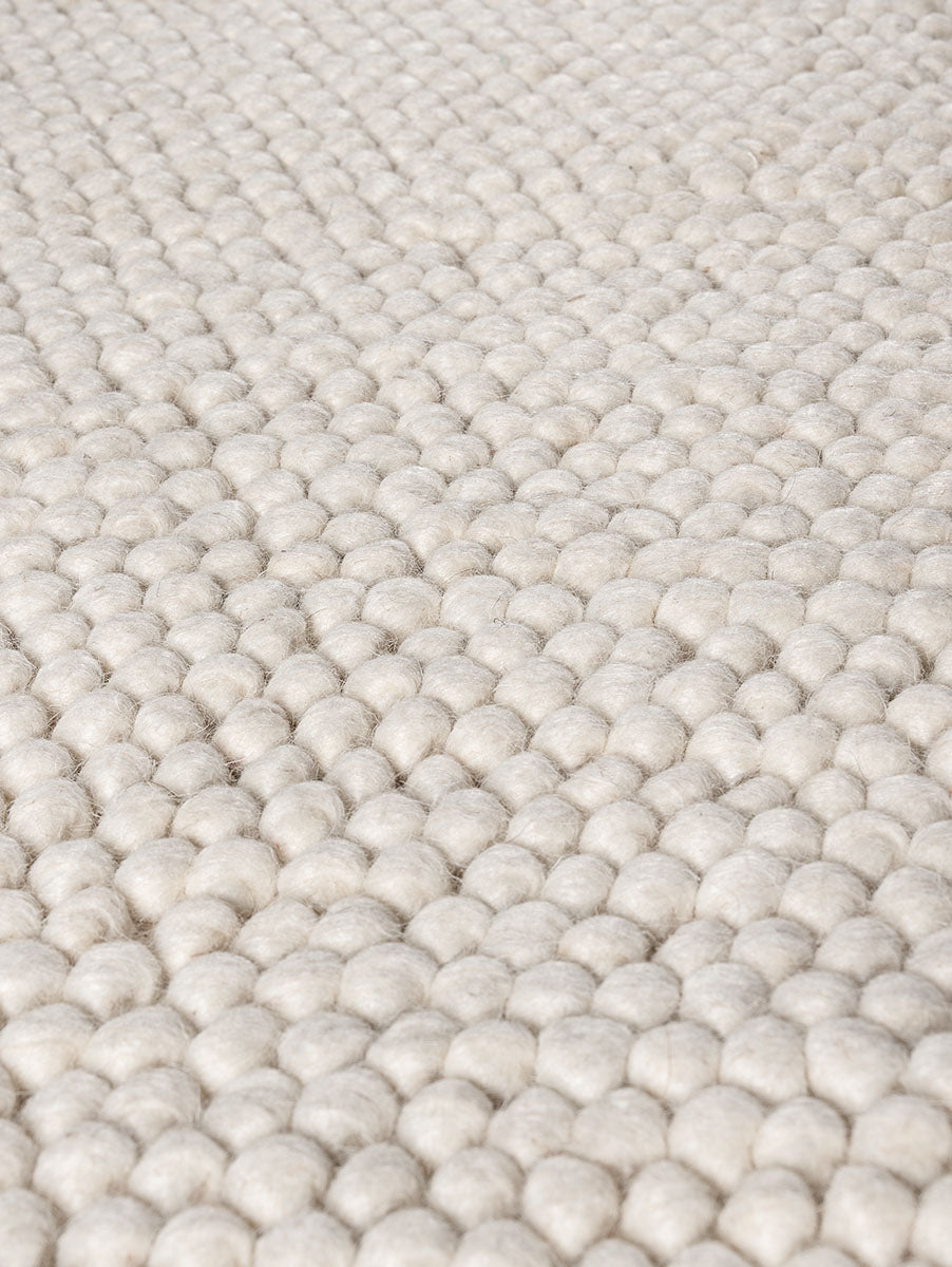 Rosella White Modern Wool Rug - RugSpot