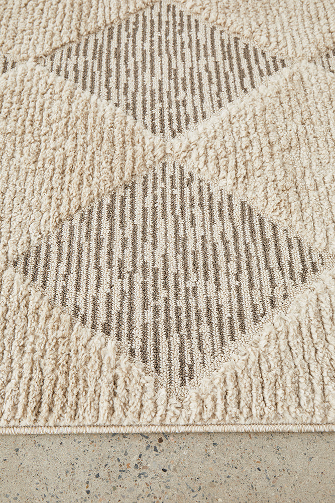 Serenade Yuri Beige Rug - RugSpot