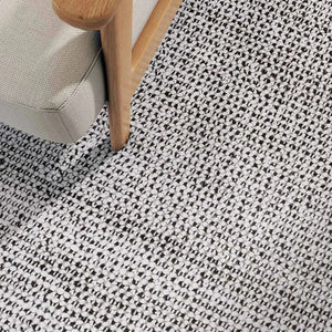 Spike Black and White Modern Wool Rug - RugSpot