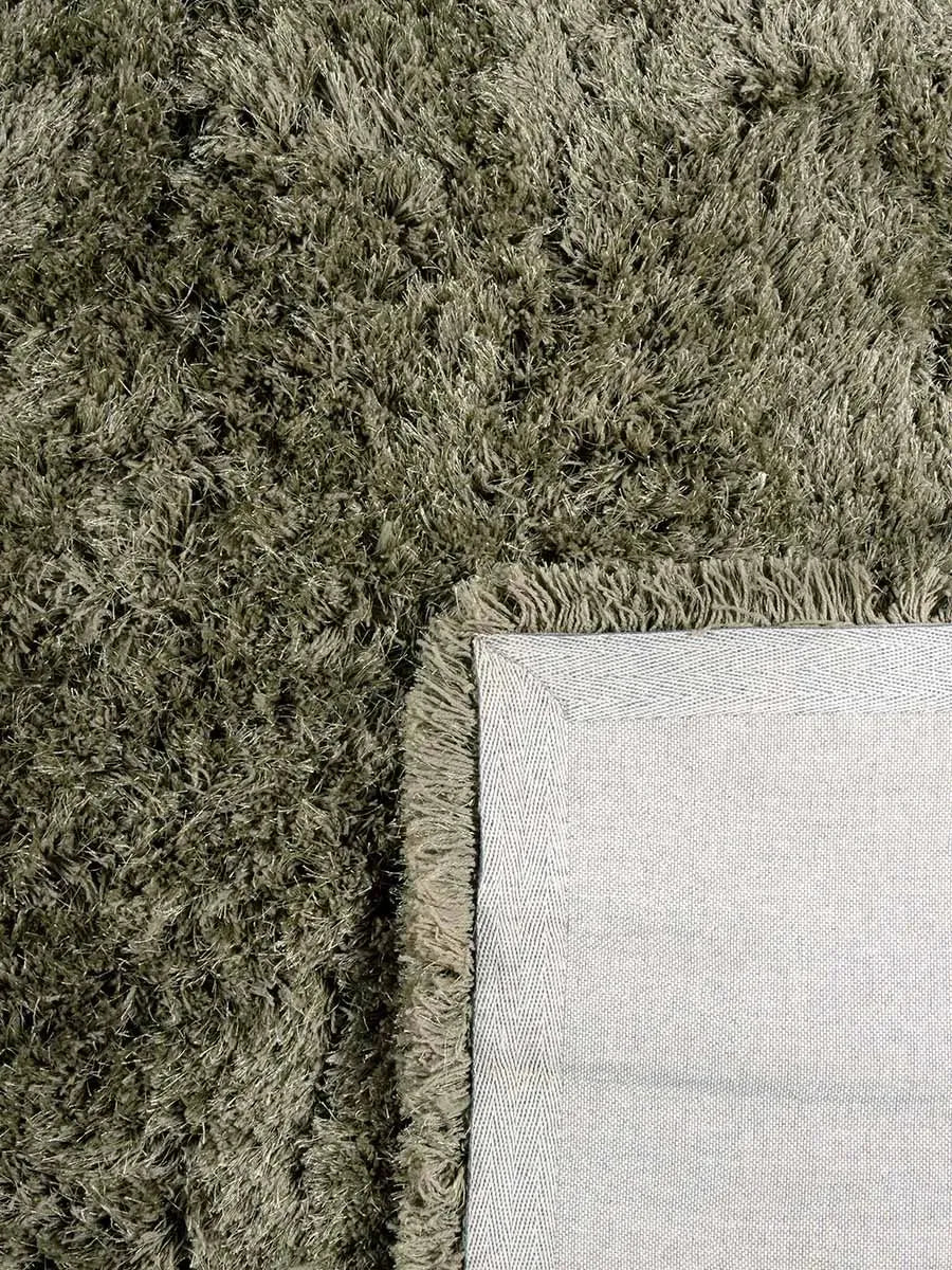 Timeless Green Shaggy Rug - RugSpot