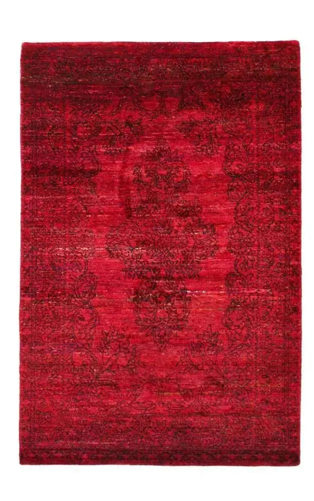 Versa 268 Red Traditional Silk Rug - RugSpot