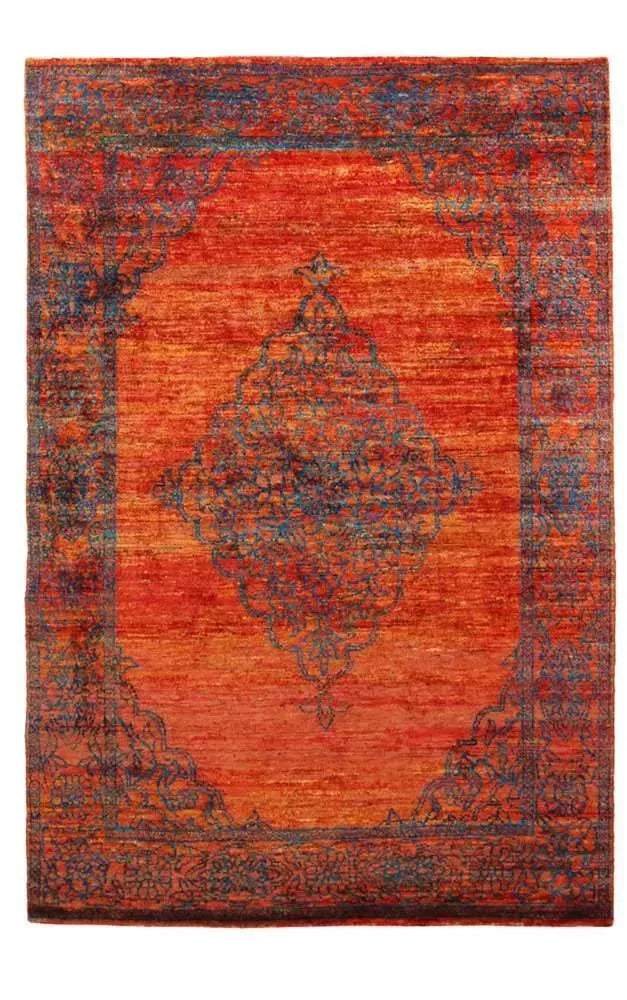 Versa 690 Rust Traditional Silk Rug - RugSpot