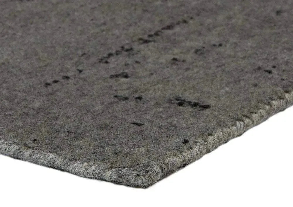 Vienna 47 Grey Transitional Wool Rug - RugSpot