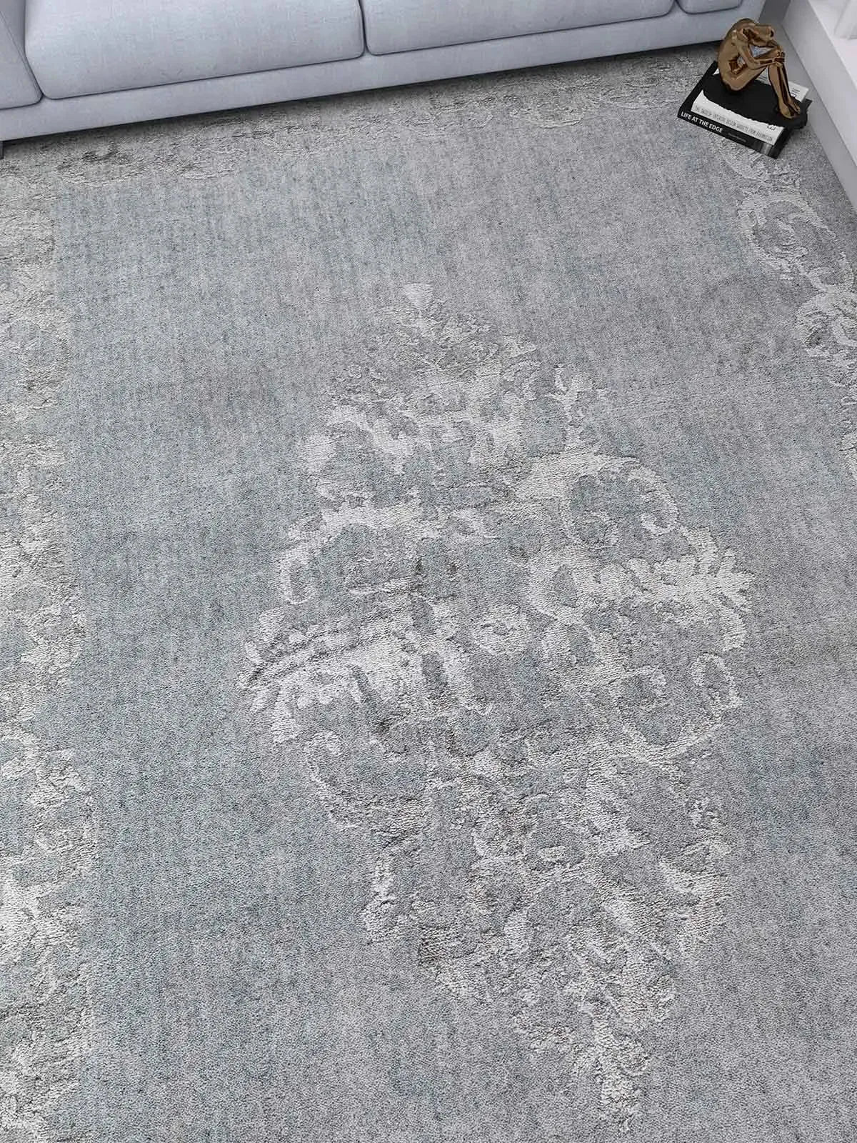 Vienna 48 Grey Transitional Wool Rug - RugSpot