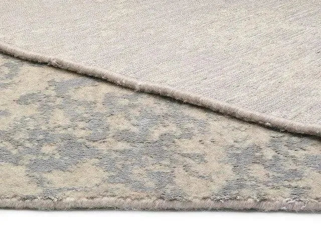 Vienna 49 Beige Transitional Wool Rug - RugSpot