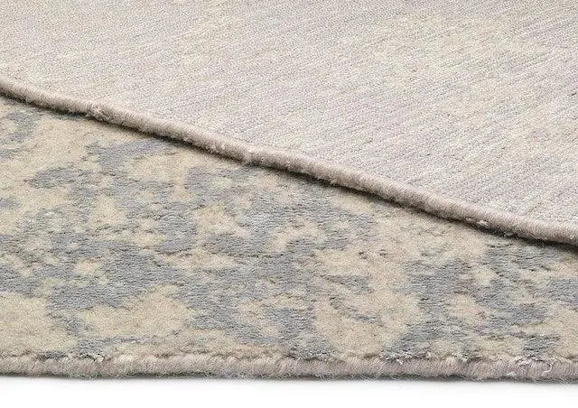 Vienna 49 Beige Transitional Wool Rug - RugSpot